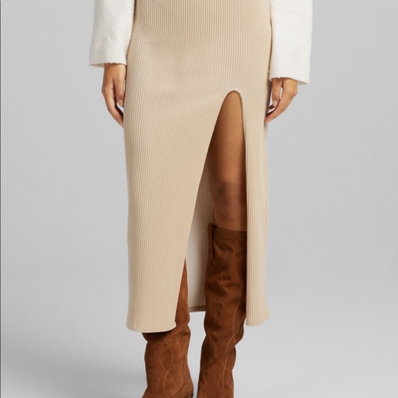 Bershka Corduroy midi skirt XS - Picture 2 of 7